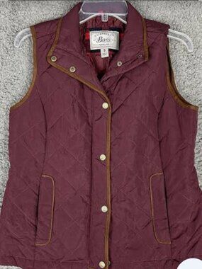 G. H. Bass lite weight quilted puffer vest